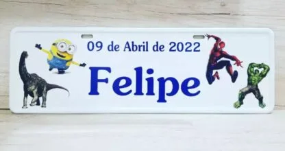 Fabrica Placa de Carro Adesivada para Aniversário
