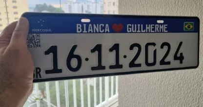 Barukar Placas: Bianca e Guilherme Placa Mercosul